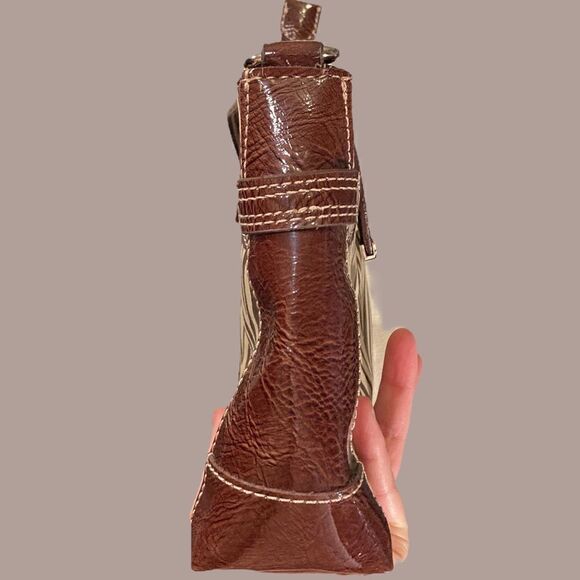 Liz Claiborne Brown and Tan Shoulder Bag - Picture 8 of 16